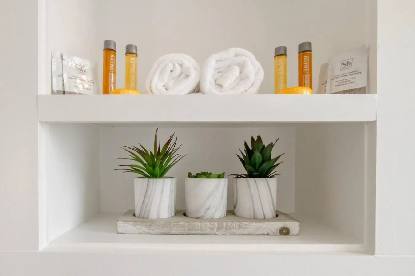 The Pink Door Beauty Stunning And Fresh Villa Nashville Holiday home